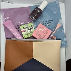 Cute ipsy Bag with Makeup